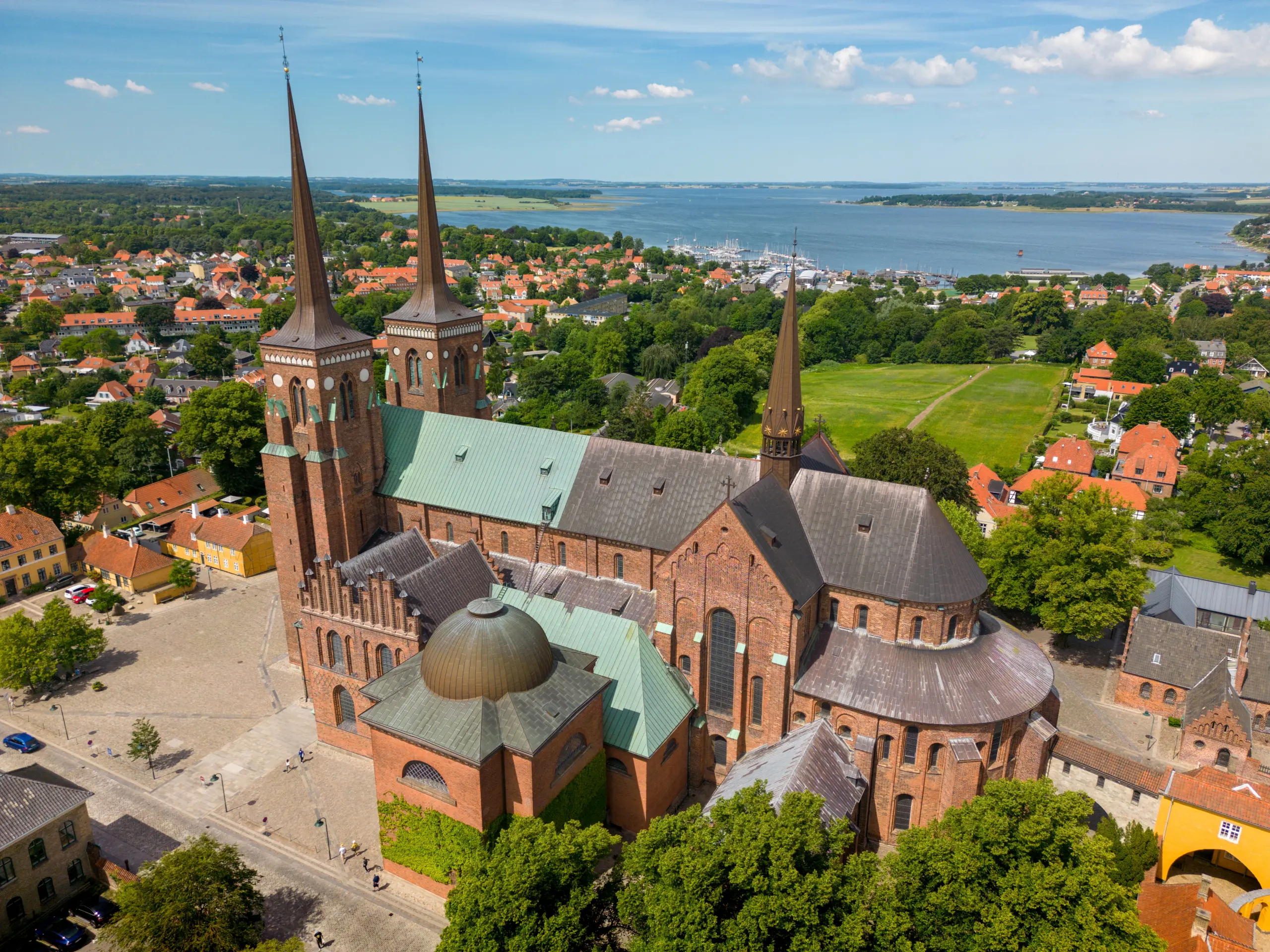 https://dejligedanmark.dk/wp-content/uploads/2026/06/helsingoer-300x169.jpg